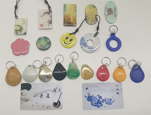 瞧！國(guó)外新花樣門(mén)禁卡